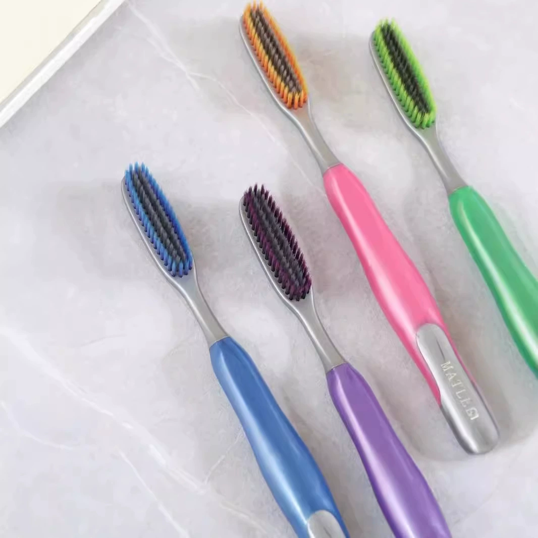 Honey Pear Dual-Effect Slimming Long-head Toothbrush, a high-end toothbrush imported from Japan, is suitable for cleaning and protecting gums. It is a fine soft-bristled toothbrush Application Scenario