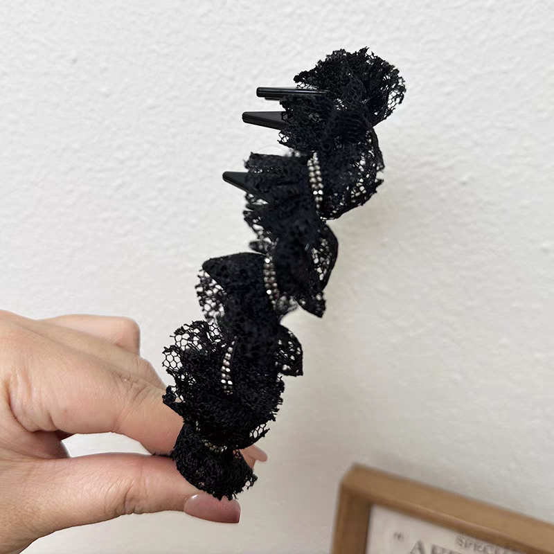 A light luxury and high-end style, hand-wrapped lace rhindiamond hair band, hair trimming and combing comb, elegant and refined headband, hair clip for women Specification image