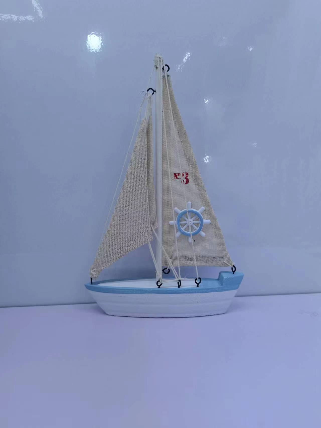 木质工艺品实物图