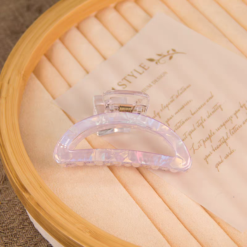 A high-end acrylic hairpin for women in 2024, with a large amount of hair at the back of the head and a shark hairpin Item Picture