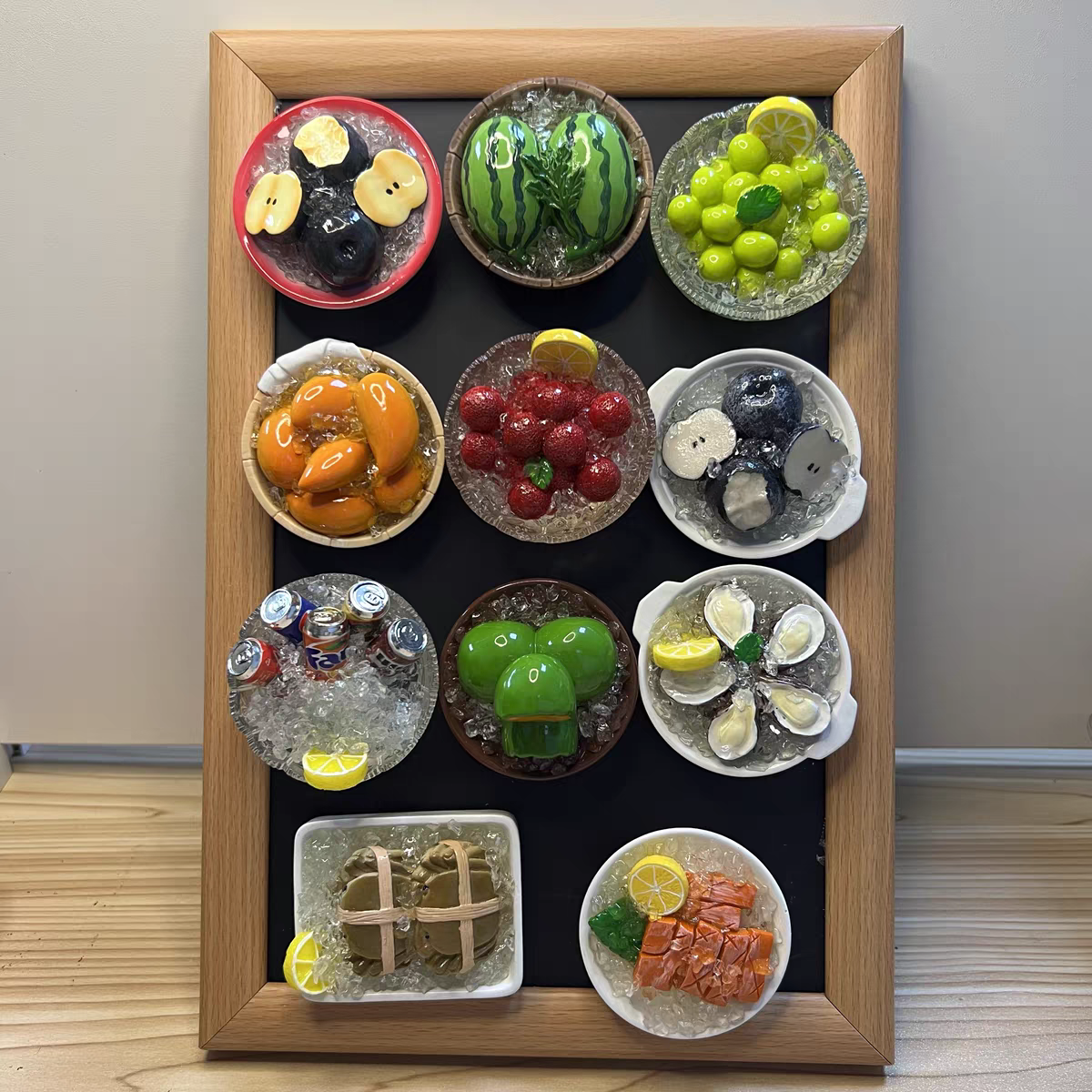 Park li resin craft co., LTD especializada en la producción de parches de refrigerador, piezas de exhibición tridimensional, bolas de agua también pueden venir a los dibujos de encargo encargo de parches de refrigerador de resina para los juguetes de niños adorables Item Picture