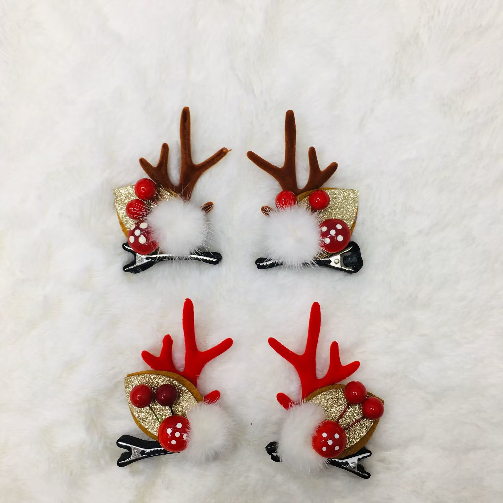 圣诞发夹圣诞装饰品圣诞礼品圣诞鹿角装饰发夹圣诞厂家直销圣诞袜装饰品圣诞袜装饰品详情1