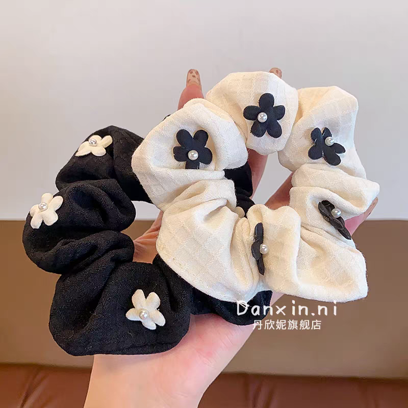 Children's small fragrant flower large intestine hair band, new children's hair flower elastic band, girls' updo hair bun hair rope. Dotted with small white flowers detail image 2