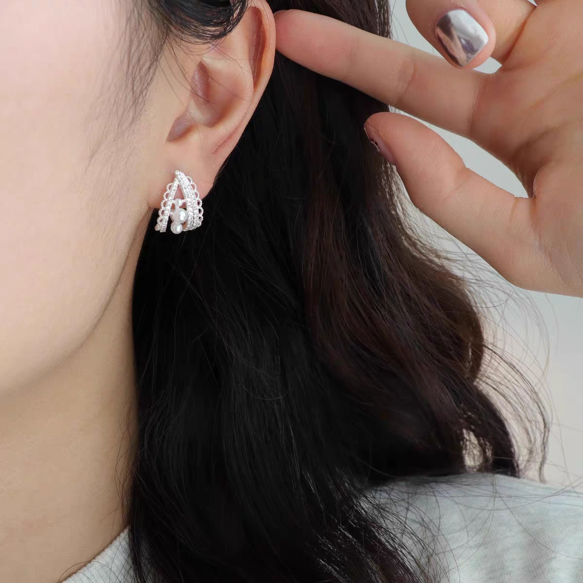 国潮精致蕾丝珍珠耳钉女复古925银针高级感轻奢耳环耳饰饰品耳环详情2