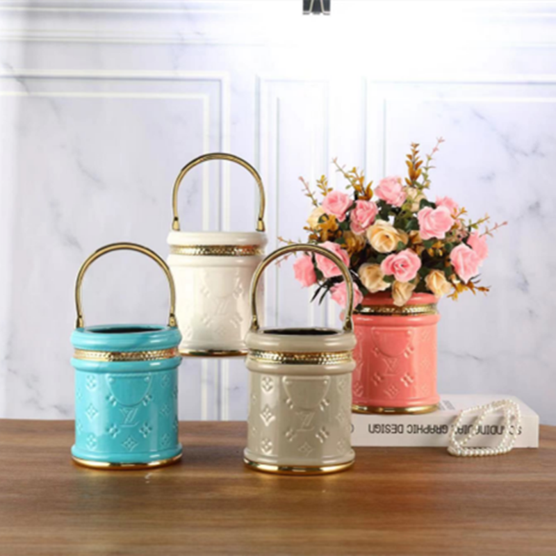 现代创意轻奢风手提包陶瓷花瓶样板房花器客厅玄关电视柜摆设包包花瓶家居装饰品