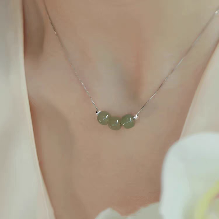 复古玉石项链女2025年新款潮小众设计感高级锁骨链气质轻奢颈链女