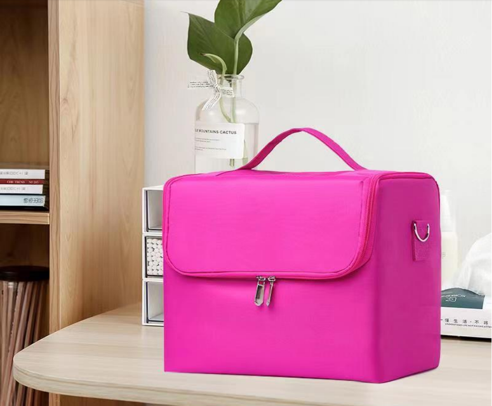 化妆箱/收纳柜桌面/化妆品伴手礼/化妆包/皮革收纳白底实物图