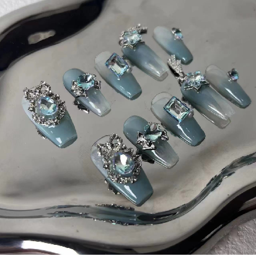 穿戴甲冰雪世界-中T.