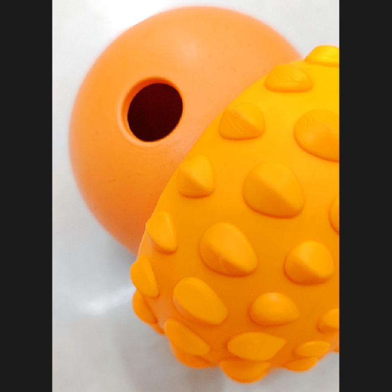 Pet products Pet silicone puzzle pine cone leakage food ball dog boredom licking teeth grinding Specification drawing
