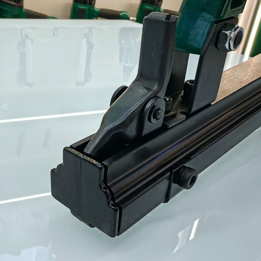 DOTOOL1416B code nail gun pneumatic tool nail gun U-nail woodworking decoration Specification drawing