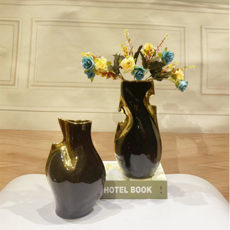 New light luxury ceramic vase, modern and simple living room flower arrangement, high-end artistic flower vase, home decoration Application Scenario