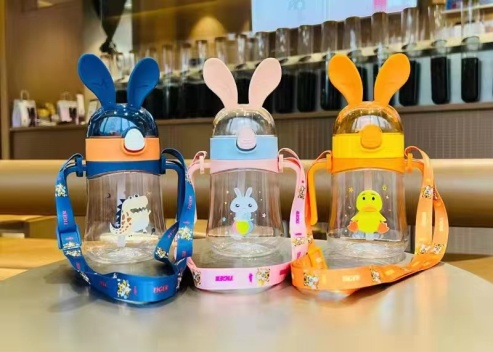 X152-XBD-2002 Koike Tong Rabbit Ear Children's Plastic Cup with Straw Baby Water Bottle Portable Primary School and Kindergarten water Cup