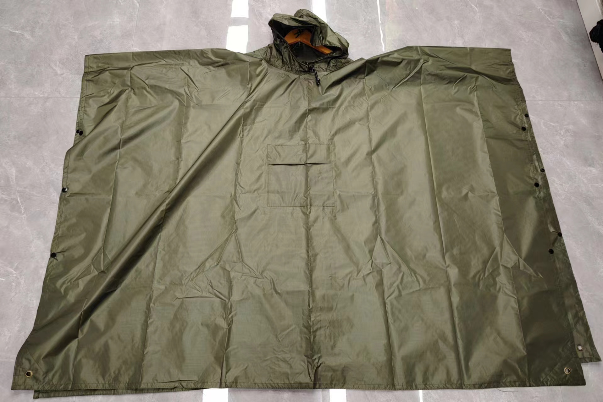 其他雨衣、雨披实物图