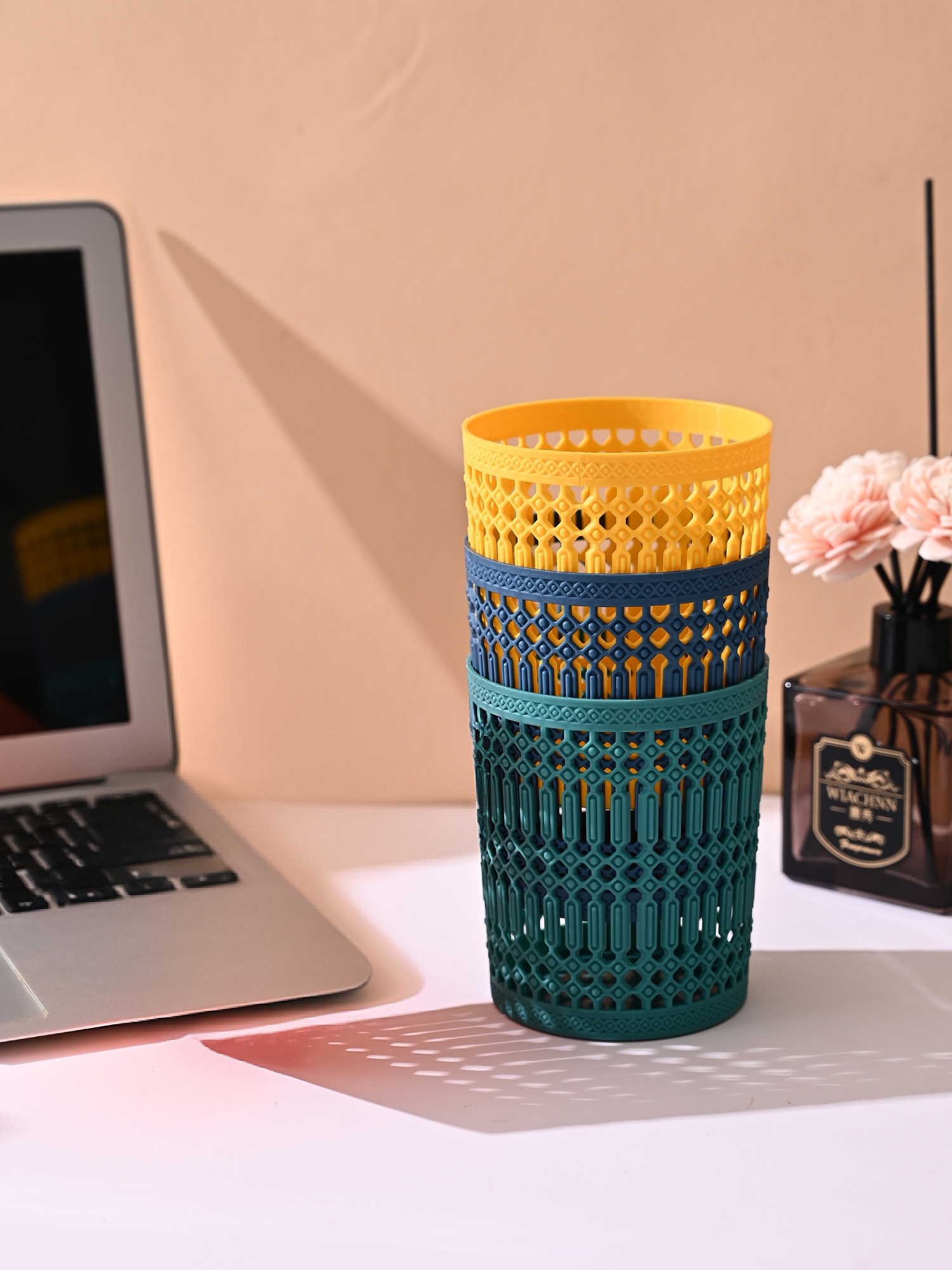 Factory direct sales MF5-6839 round pen holder stationery storage desktop storage details Picture