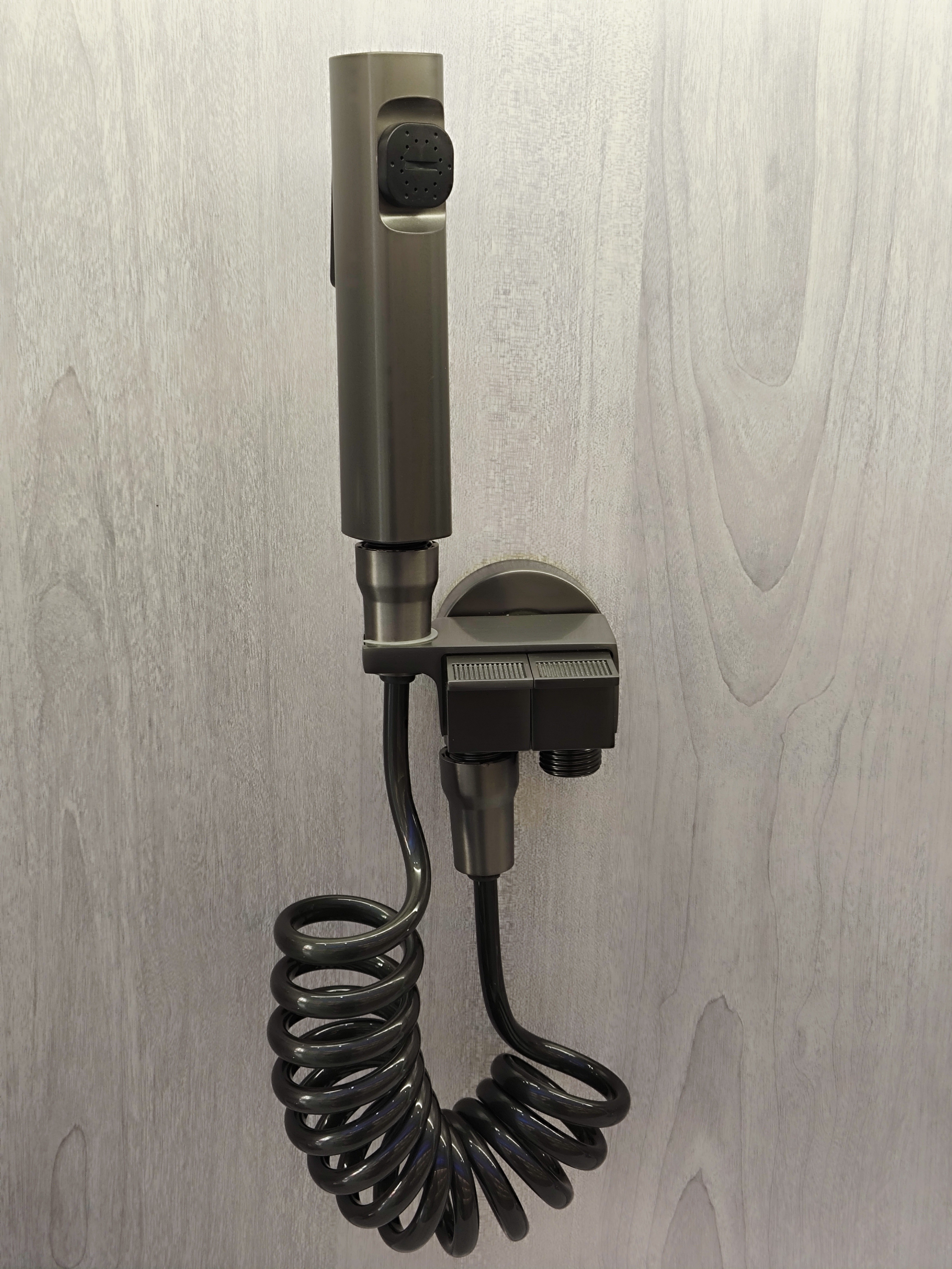 Toilet companion flushing spray gun set