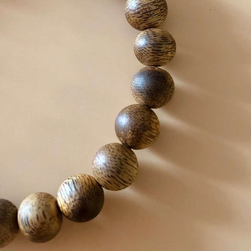 Agarwood bracelets, cultural and artistic bracelets Application Scenario