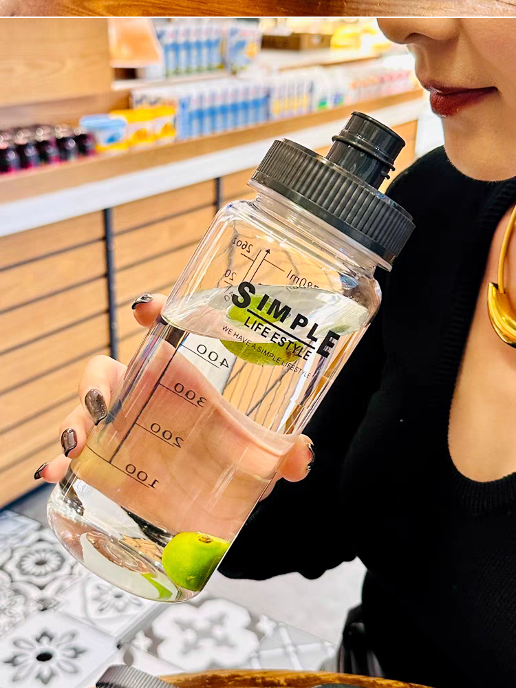 1339-1650ml water cup, summer boys' sports plastic cup, high-temperature resistant, large-capacity portable tea brewing student water bottle detail image 2