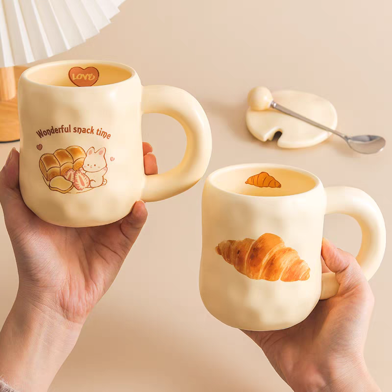 JF012 Cute milk fufu Cup Bread Mug with Lid Spoon ins Style Girls Ceramic Coffee Breakfast Cup Office Application Scenario