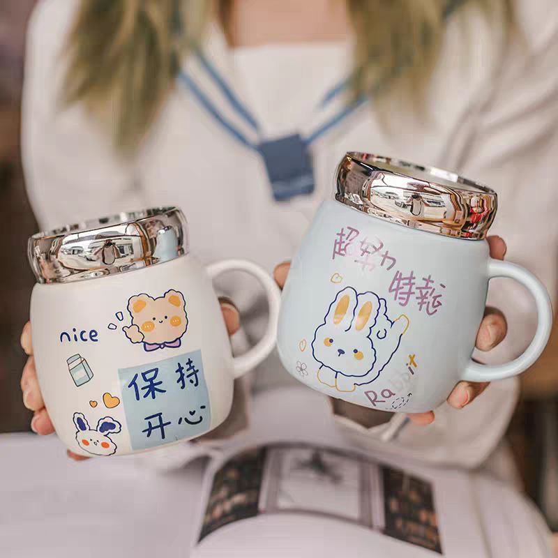 S1518 Mirror lid ceramic cup with lid spoon cartoon mug, cute for girls, large-capacity drinking cup for home use details Picture