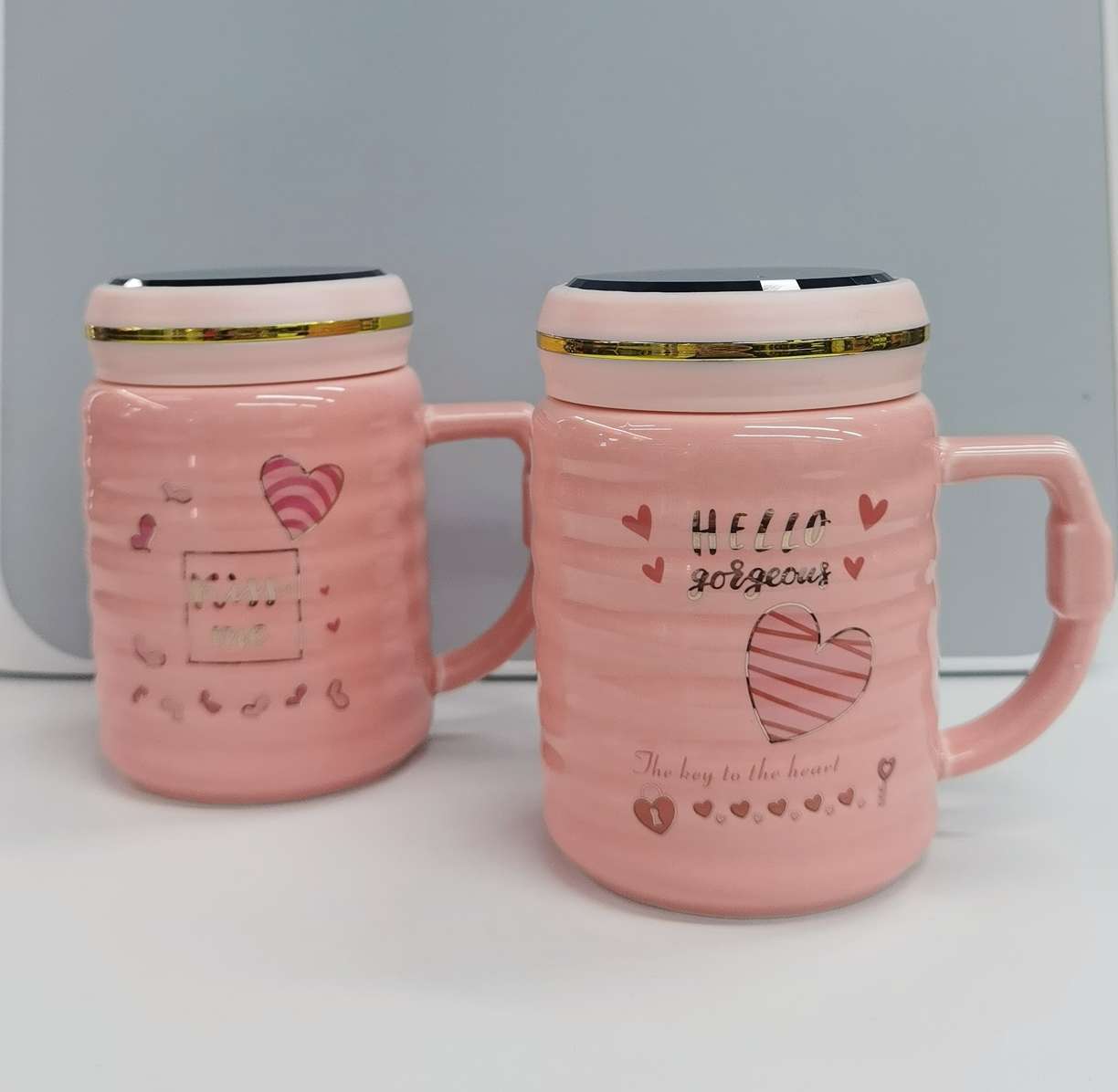 XB382-9 Ceramic cup, creative drinking cup, personalized mug, covered spoon, home coffee cup, cup pair