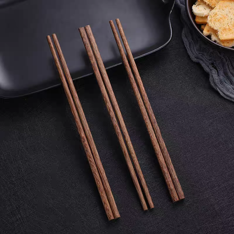 1381 New type of high-temperature resistant, unpainted wooden household anti-slip chopsticks, high-end chopsticks, solid wood chicken wing wax wood, simple and free Application Scenario