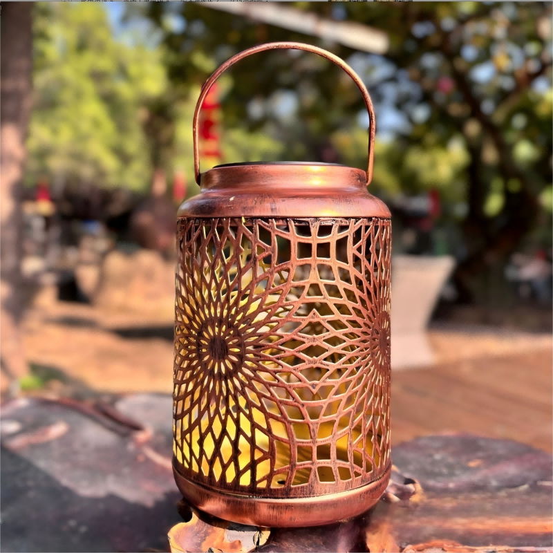 Solar-powered outdoor courtyard hanging lamps, ironwork hollowed-out hummingbird, butterfly, chrysanthemum and animal projection installations Application Scenario