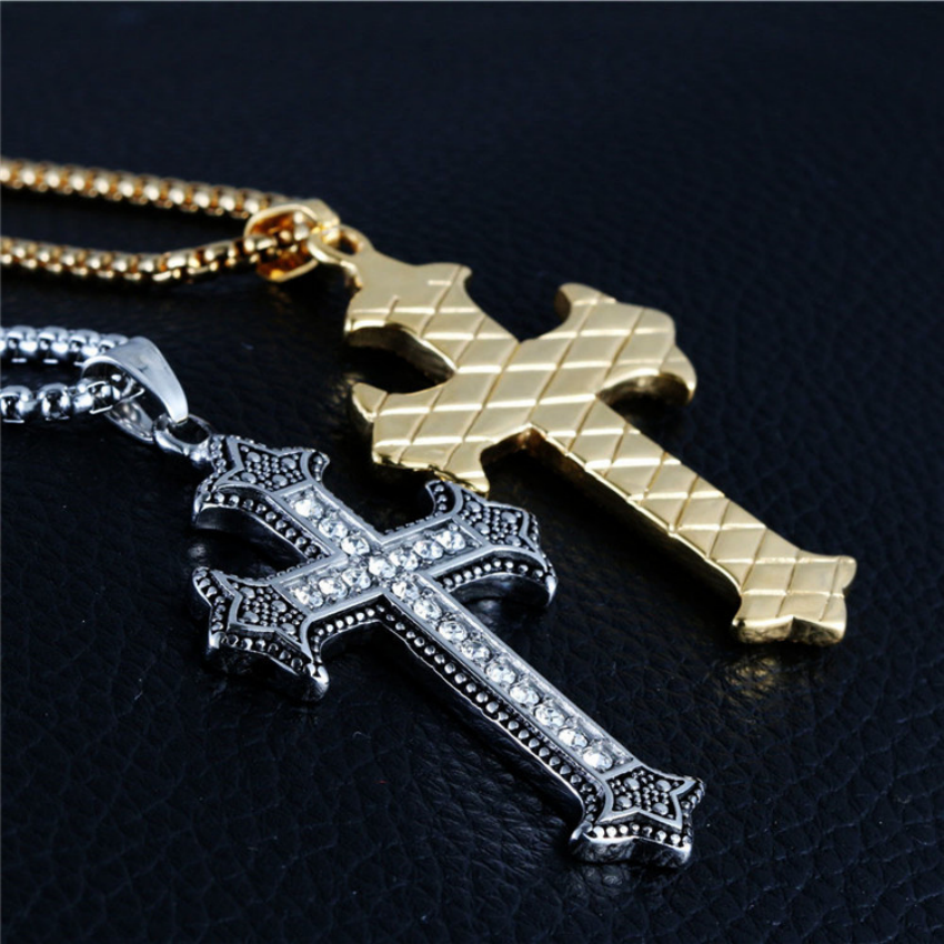 Trendy accessory fashion export bestseller Cast diamond cross pendant necklace, chain length 55cmXL186 Application Scenario