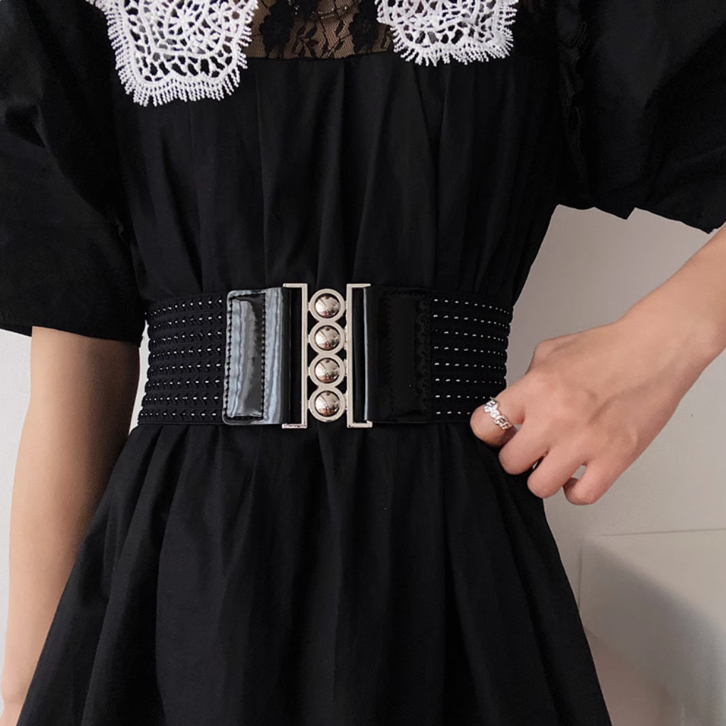 The black belt women's dress is versatile in decoration and exudes a high-end summer vibe. The corset and elastic waist seal women's dress cinches the waist details Picture