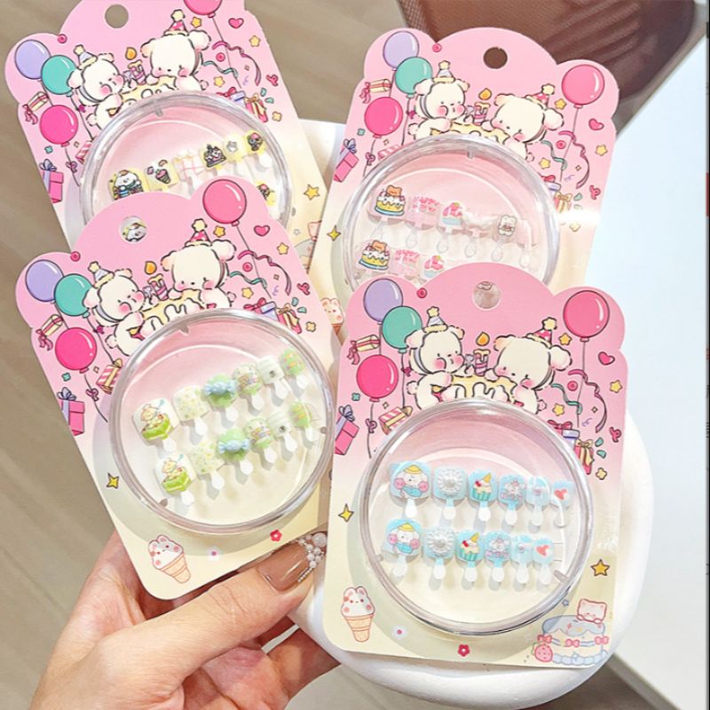 新款美甲儿童穿戴甲带配饰 卡通指甲片贴片成品甲片甜美甲片12片图