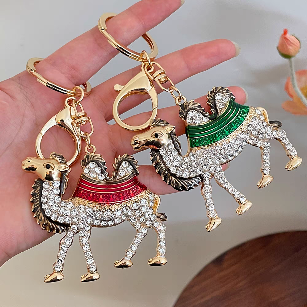 Labrador doll acrylic keychain for women, 2024 cute handicraft gift key accessory, unique design Labrador series alloy camel keychain pendant, bag pendant Specification image