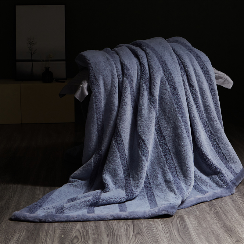 2025新款双层摩登仿羊绒毯保暖毯婚庆毯红色毯盖毯空调毯毯子a类细节图