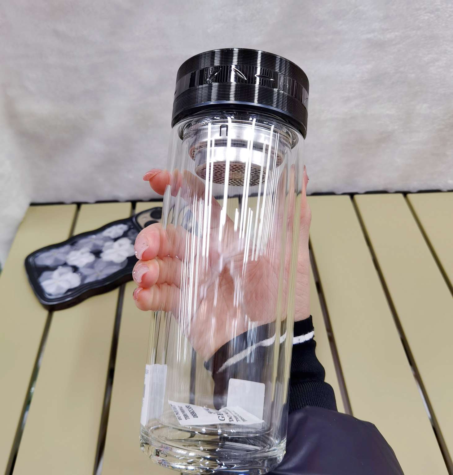807 Double-layer glass cup, portable thickened high-temperature resistant water cup, household men's tea-water separation brewing cup, 500ml details Picture