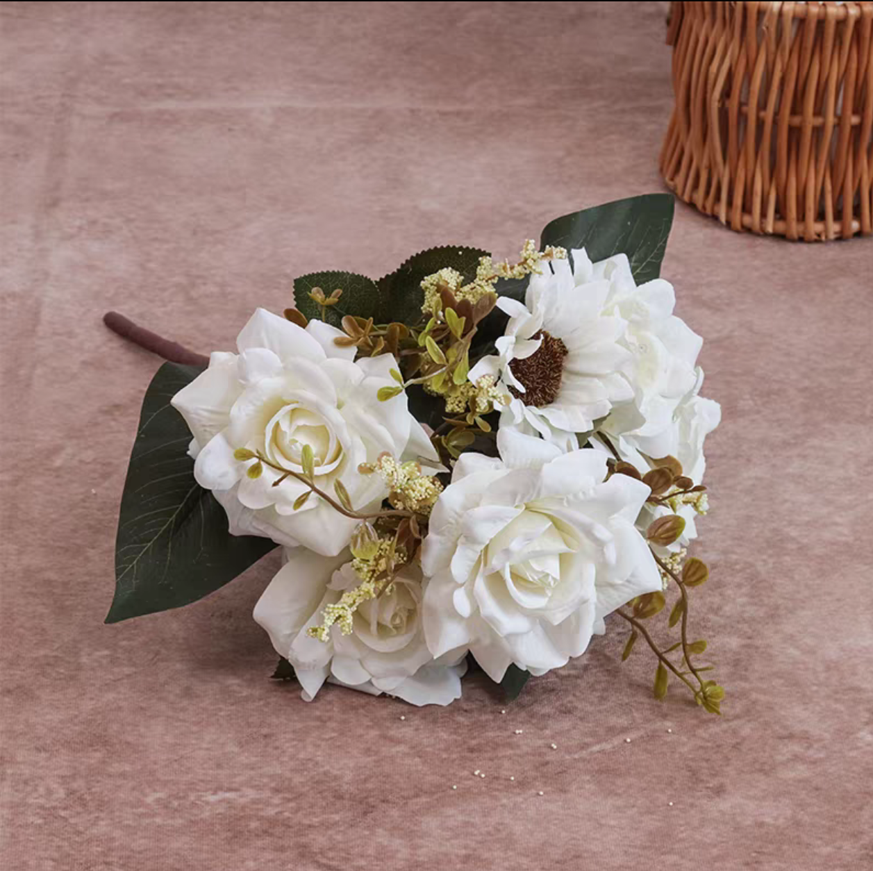 办公室文化装饰 仿真园艺假花套装 包含仿真玫瑰肥皂花洋牡丹花头黄白菊 毛线制作精致玫瑰花头毛线制做玫瑰花头黄白菊