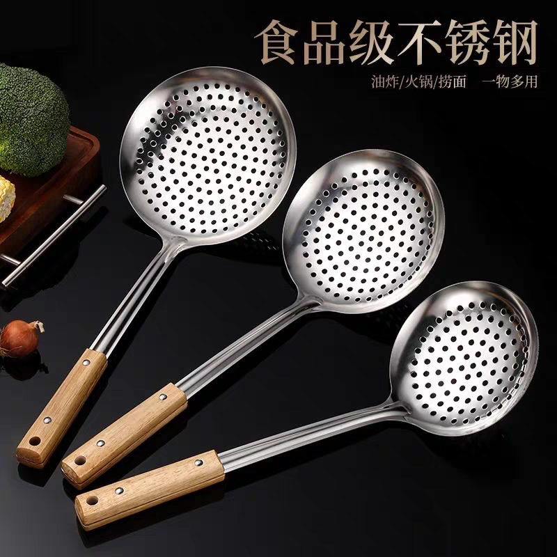 Food-grade stainless steel strainer, strainer, kitchenware, deep-frying, filtering, ladling, extra-large ladling for noodles and dumplings, water draining spoon 14cm detail image 4