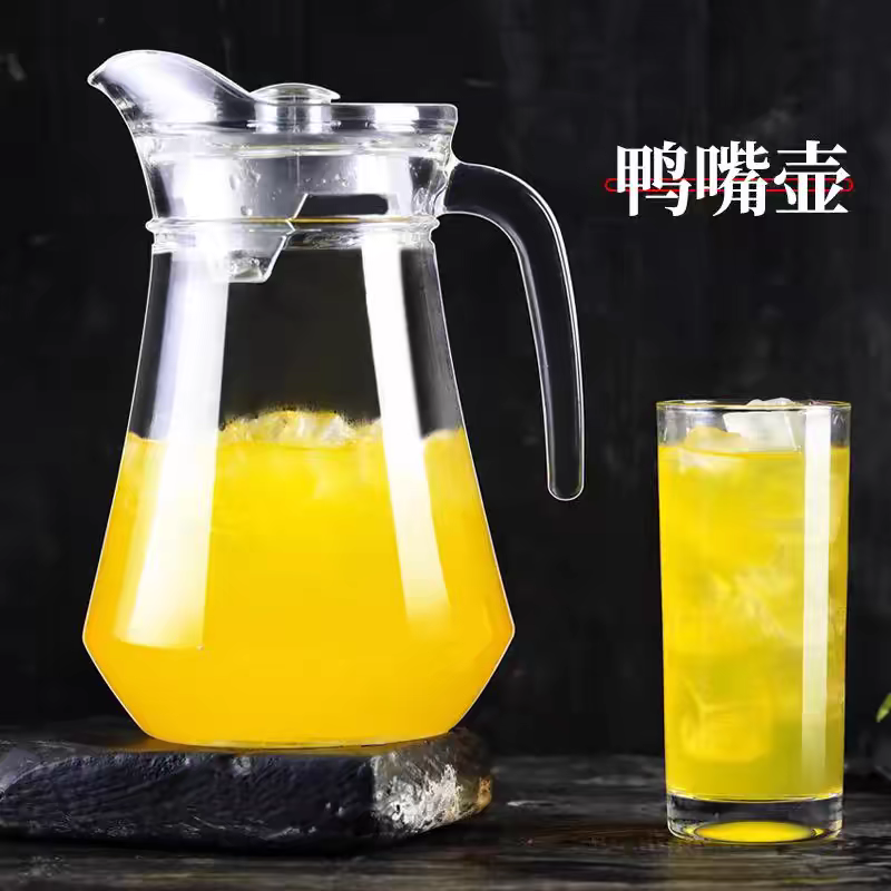 Thickened glass water bottle, large cold water cup, tea water bottle for restaurants, commercial living room with handle, juice bottle Application Scenario