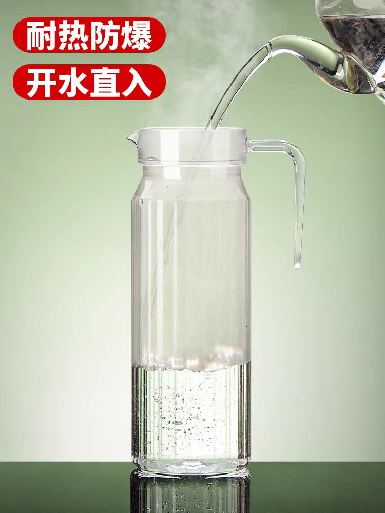 Glass cold water kettle, large-capacity teapot, household high-temperature resistant cold boiled water cup, duckbill tie pot, juice storage kettle, 1.1L Application Scenario