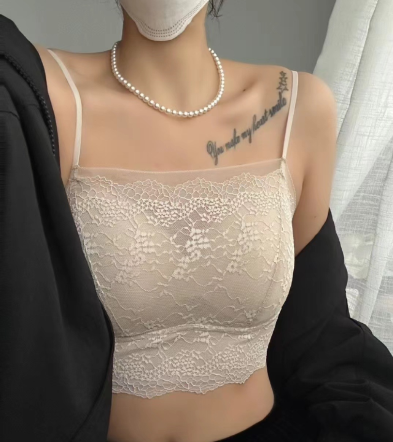 Spring and summer new anti-glare French lace strapless lingerie with a thin lace mesh fabric and a light strappy top for a beautiful back full figure