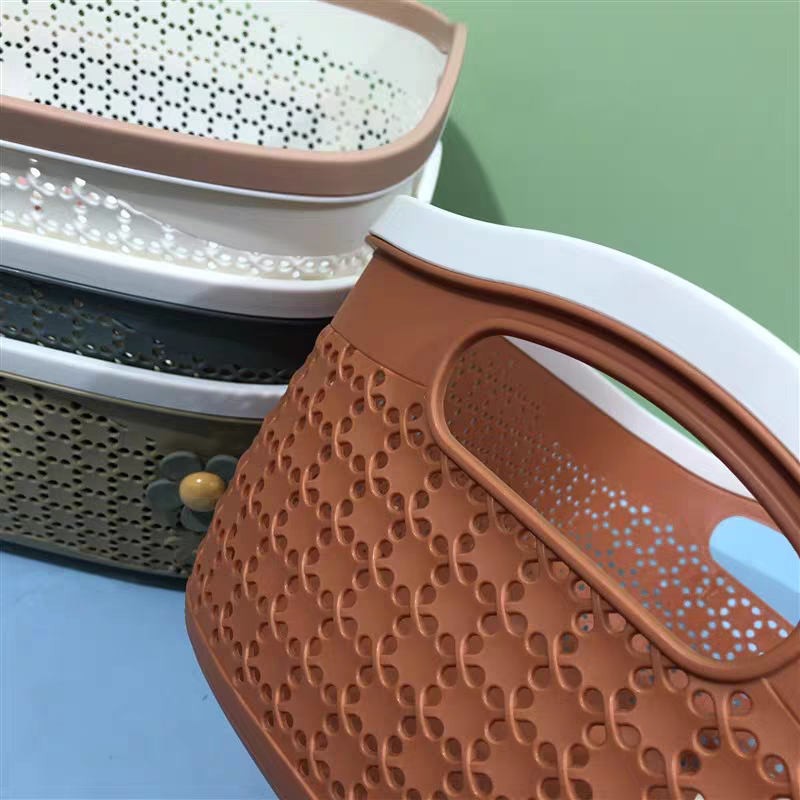 Wicker-like storage baskets, wardrobes, snack and toy baskets, sundries baskets, hand-held home clothing storage baskets, plastic storage baskets details Picture