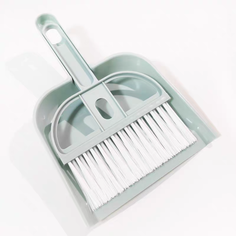 Mini cleaning brooms, pet cage cleaning tools, sweeping bedding, urine sand bath sand, hamster and golden silk bear supplies Specification image