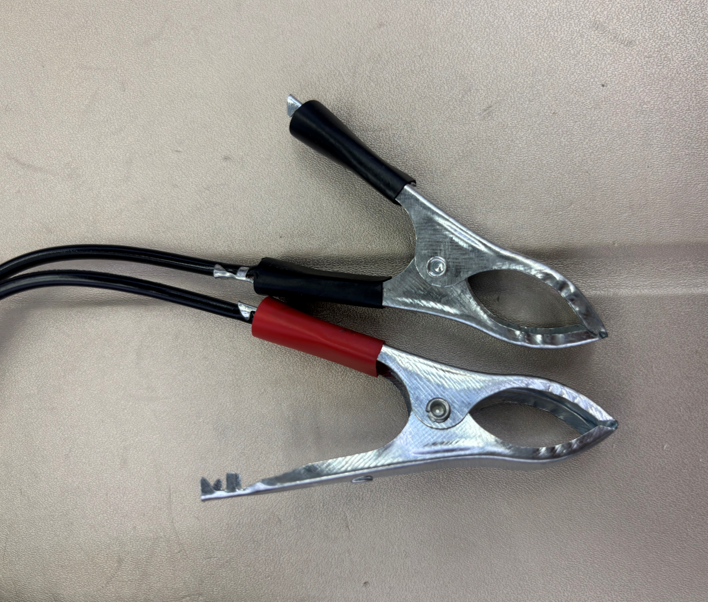 Battery wiring harness DC head inspection wire, alligator clip black and white silicone wire details Picture