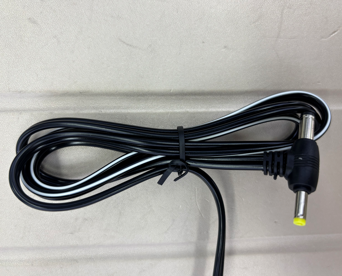 Battery wiring harness DC head inspection wire, alligator clip black and white silicone wire Specification drawing