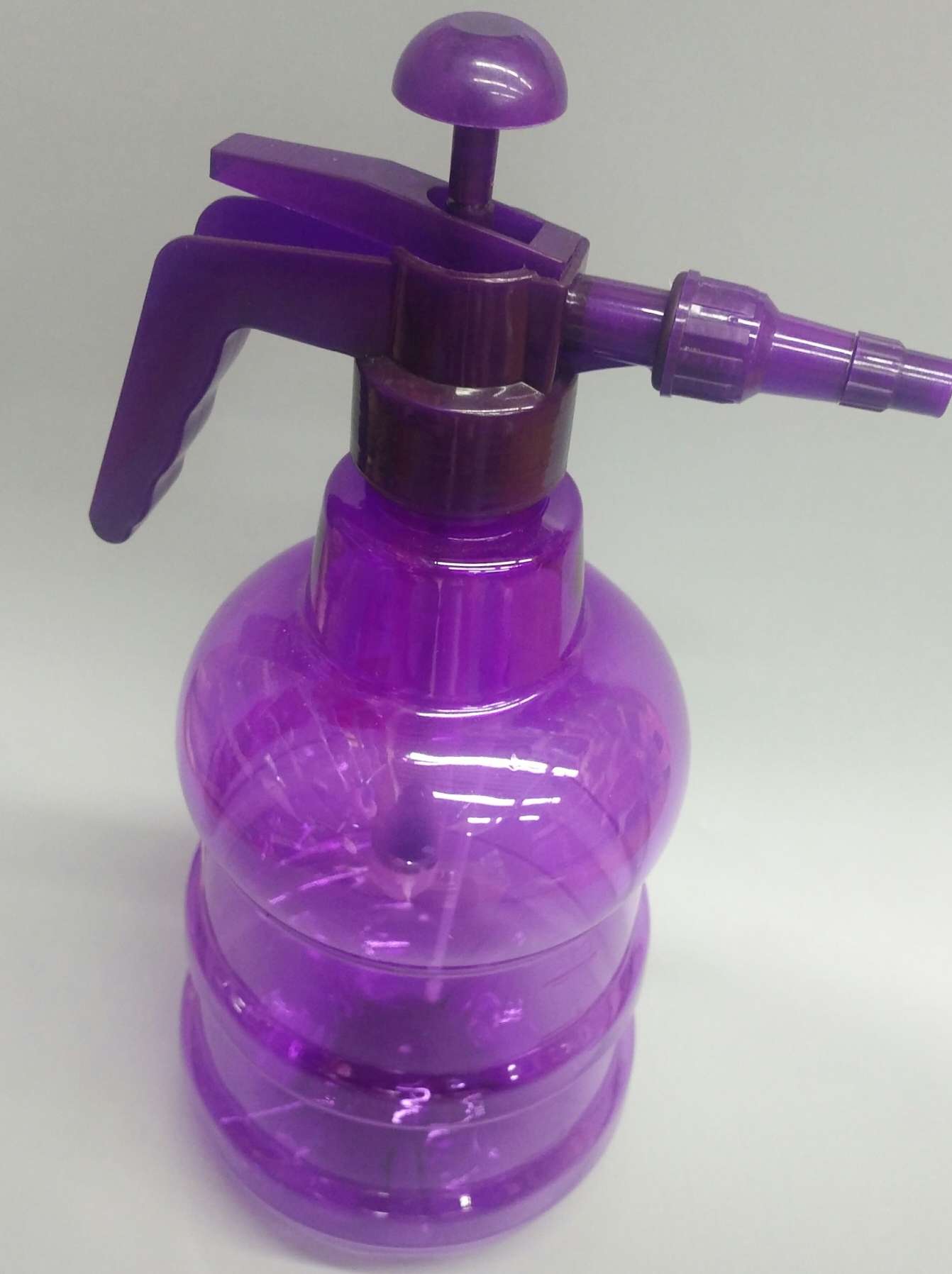 家用浇花喷壶园艺洒水壶小型气压式喷雾器透明盆栽多肉喷雾瓶3升