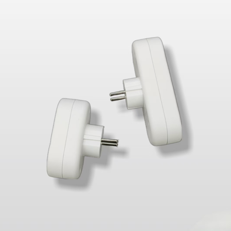 White European-style flat plug adapter for electrical products, 2-position to 3-position Specification image