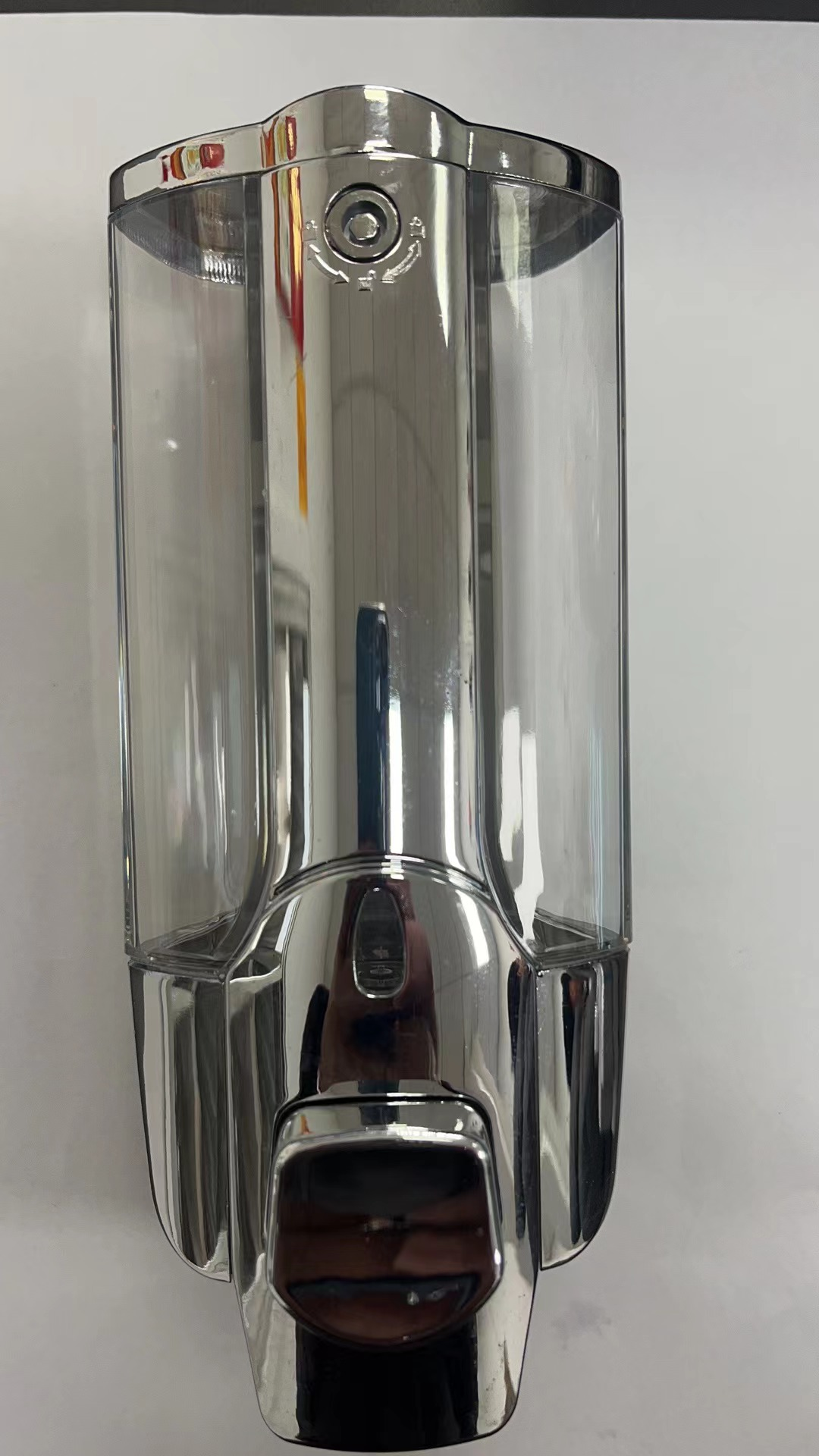 Hotel non-punching soap dispenser, hand sanitizer, bathroom wall-mounted press bottle, shampoo and body wash box, wall-mounted details Picture