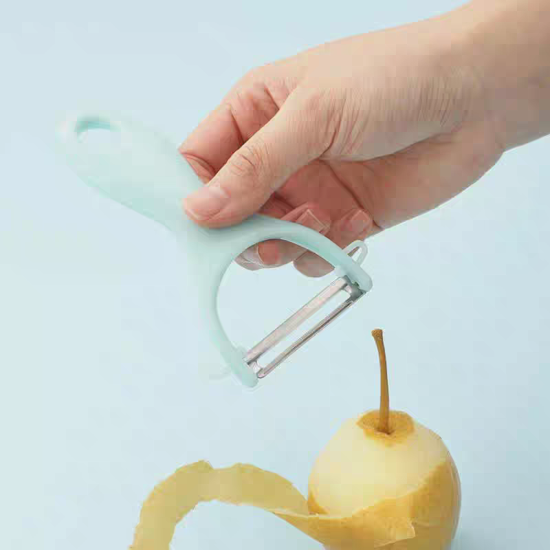 Peeler, peeler, water splash peeler, multi-functional fruit knife and melon peeler two-piece set Application Scenario