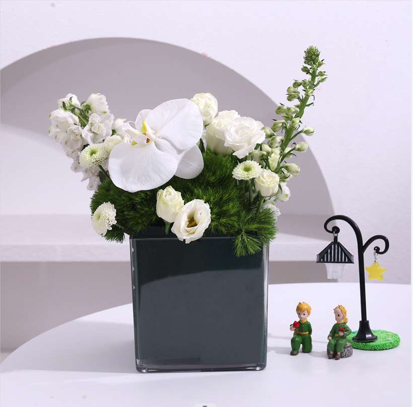 Transparent acrylic square VAT, high-transparency square flower box, flower care box, square flower box, flower shop fresh flower gift box detail image 4