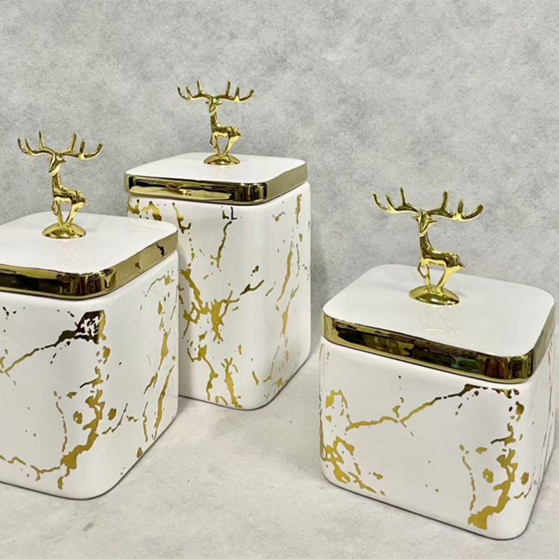 Ceramic sealed jars, food-grade storage jars, kitchen blue and white storage jars, decorative items Item Picture