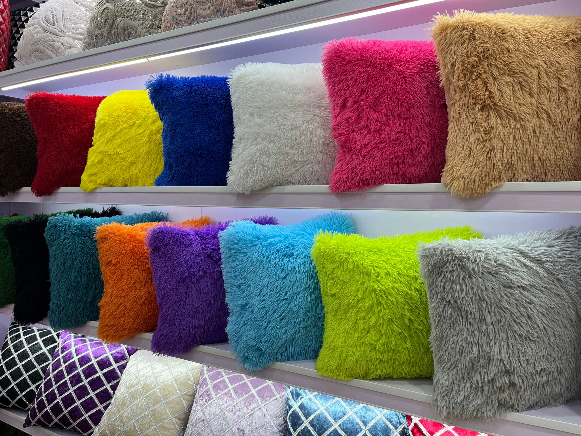 Nordic sea lion fleece pillowcase, modern and simple crystal long plush soft and comfortable color pillow cover, cushion cover