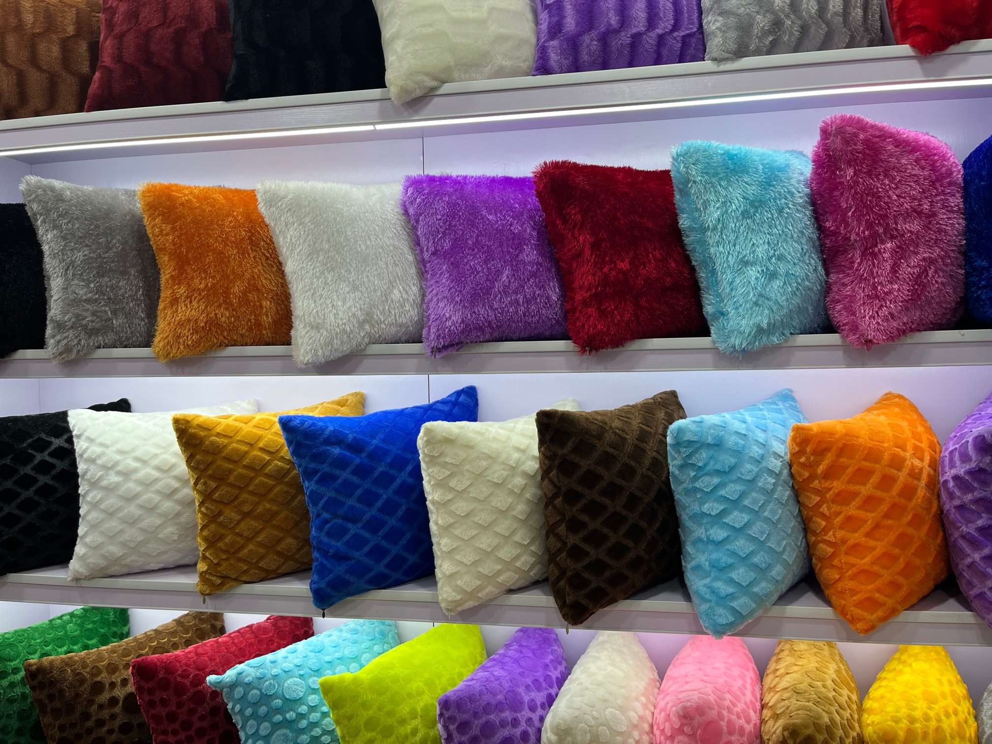 Home plush diamond-shaped pillowcase sofa headboard soft cushion decoration model room bedroom solid-color throw pillow lumbar support