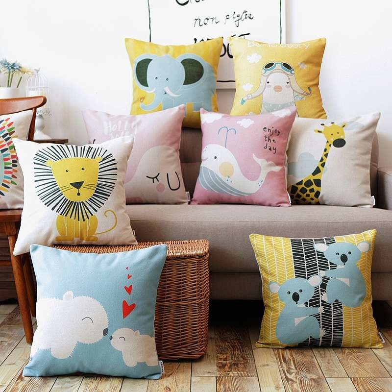 Cartoon pillow, cotton and linen sofa, living room, winter Internet celebrity, bay window, backrest, waist cushion, pillow cover with core details Picture